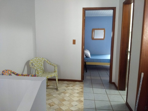 Casa Em Centro Com 2 Dormitórios - Su112