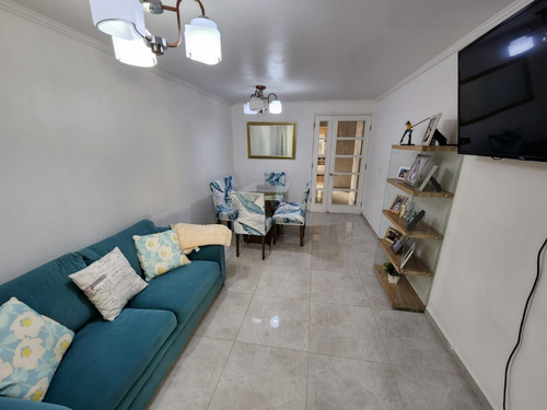 Imagen 8 de 25 de Hermosa Casa Remodelada - 143mts2. 3d + 3b. 2 Pisos. Terraza