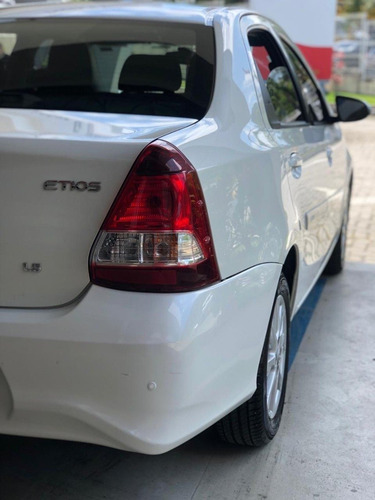 Toyota Etios Sd X Plus Mt