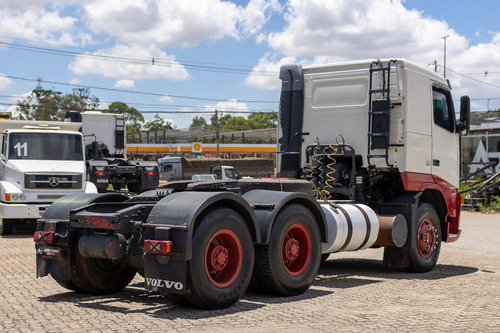 Volvo Fh 440 6x4 Baixa Km Extremamente Conservado
