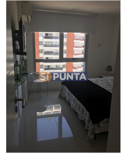 Imagen 20 de 24 de Apartamento En Alquiler - Aidy Gril