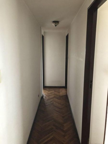 Semipiso De 4 Ambientes, Muy Buena Ubicación !!!