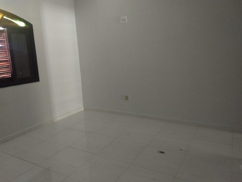 Imagem 3 de 14 de Casa A Venda Em Peruibe