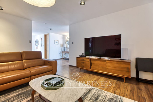 Espectacular Penthouse Con Inmejorable Vista En Ja...
