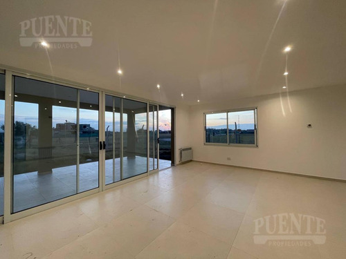Imagen 19 de 21 de Casa - Barrio San Felipe - Canning - Ezeiza
