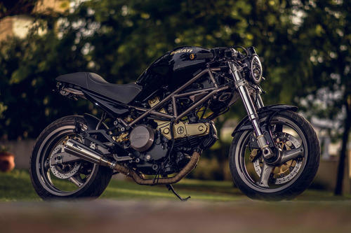 Imagen 1 de 15 de Ducati Monster