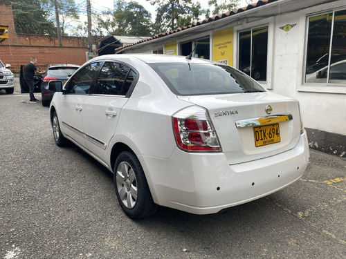 Nissan Sentra 2.0