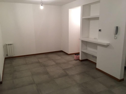 Imagen 9 de 27 de Departamento En Venta De 1 Dormitorio C/ Cochera En Monte Grande