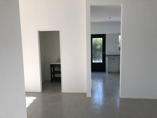Imagen 6 de 15 de Casa En Alquiler Ubicado En La Comarca, Tigre, G.b.a. Zona Norte