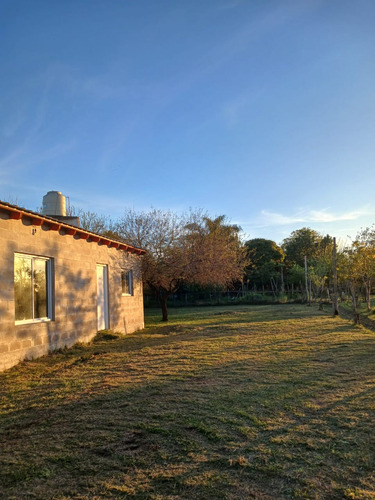 Vendó Casa 4 Ambientes En San Cayetano Corrientes