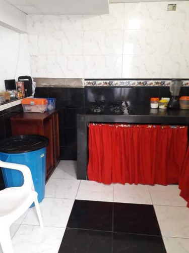 Imagen 4 de 13 de Venta De Casa Urb.el Country ,cartagena.