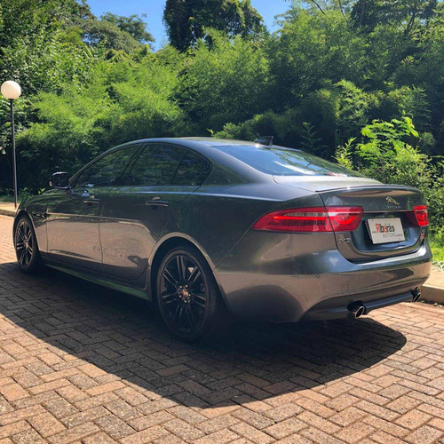 Jaguar Xe 2.0 16v Ingenium P250 Gasolina R-sport 4p