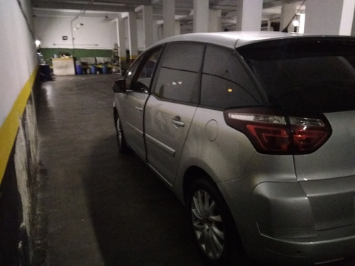 Imagem 9 de 10 de Citroën C4 Picasso 2011 2.0 5p