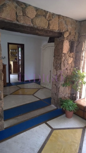 Casa En Venta La Barra, 4 Dormitorios , Muy Cerca De La Posta Del Cangrejo.- Ref: 180