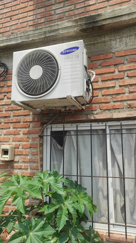 Imagen 4 de 8 de Instalacion Y Colocacion Aire Acondicionado Split Preciofina