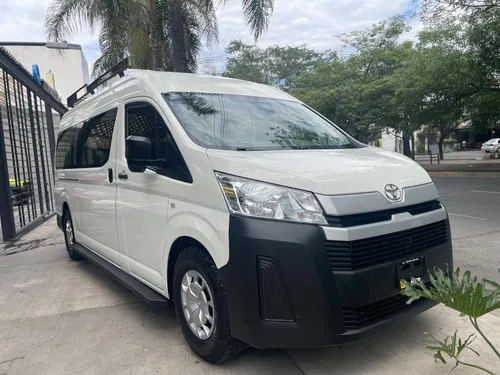 Toyota Hiace 2.7 Ventanas Superlarga Mt