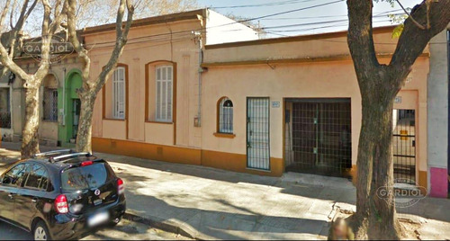 Venta De Casa 3 Dormitorios Con Garaje - Reducto