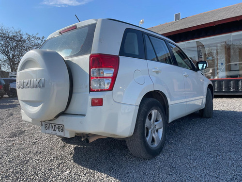 Suzuki Grand Nomade Grand Nomade GLX 4X2 AT 2.0