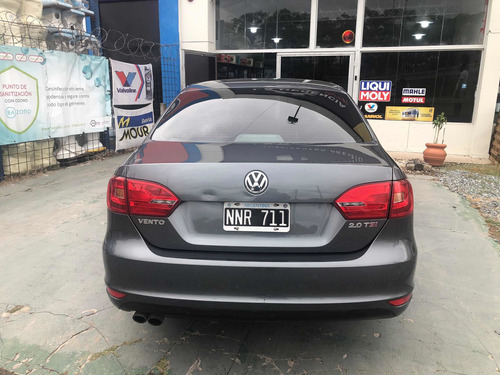 Volkswagen Vento 2.0 Sportline Tsi 200cv Bi-xenon Dsg 2014