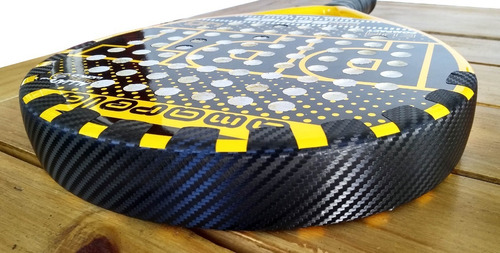 Imagen 2 de 7 de Protector Paleta Padel Textura Carbono + Cubre Grip Prince