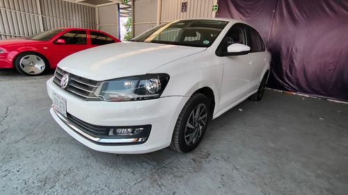 Volkswagen Vento 1.6 Confortline At