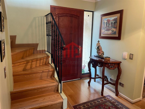 ¡oportunidad! Casa Excelente Estado En Venta Lo Barnechea
