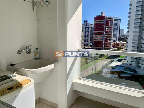 Imagen 6 de 12 de Apartamento En Brava Con 2 Dormitorios