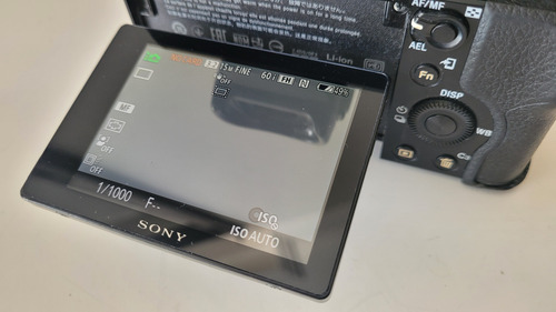 Câmera Sony Alpha A7r Full Frame 36mp Evf Wifi 13k Clicks Sp (Usado)