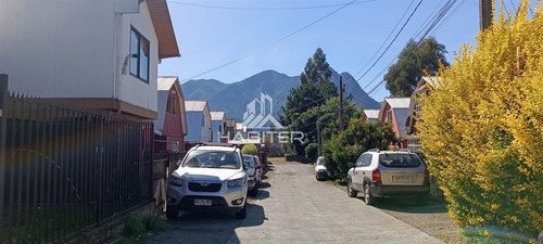 Casa En Venta De 3 Dorm. En Pucón