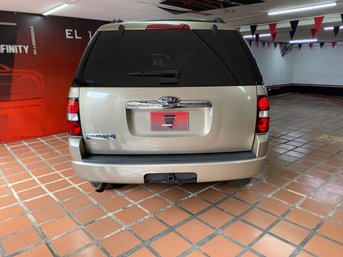 Imagen 4 de 10 de Ford Explorer Explorer Xlt 4x2 4.6 V6
