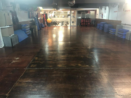 Excelente Gym De 4 Pisos En Ballester Centro.