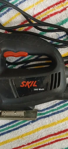 Sierra Caladora Skil (Usado)