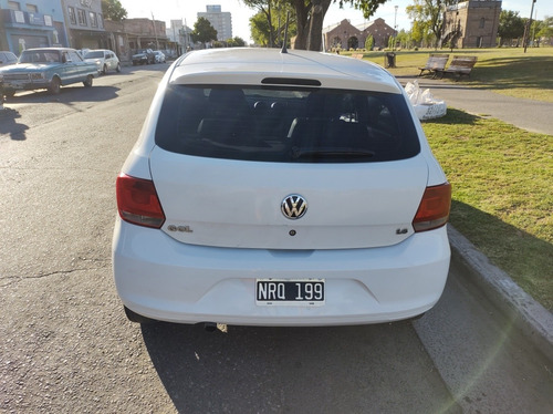 Imagen 5 de 14 de Volkswagen Gol Trend 2014 1.6 Pack I 101cv