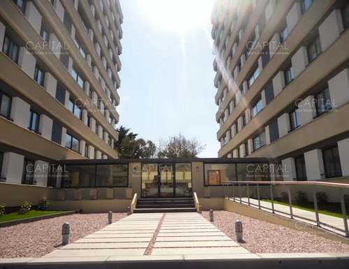 Apartamento De Dos Dormitorios - Torres Barcelona