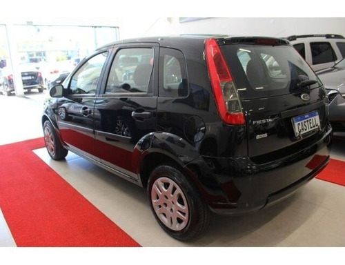 Imagem 4 de 9 de Ford Fiesta 1.6 Rocam 8v Flex 4p Manual