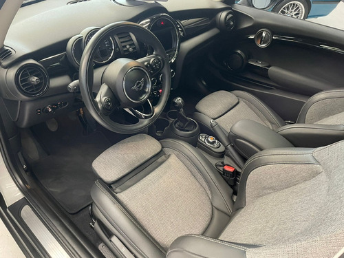Imagen 8 de 11 de Mini Cooper Chili 2020 Plata