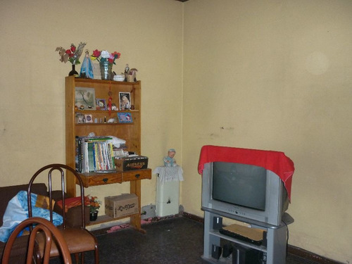 Imagen 3 de 7 de Chalet En Venta En Ituzaingo Norte