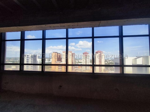 Rahdeleste Oficina En Venta Barquisimeto Trae Para Ti, Amplia Y Cómoda Oficina, En Zona Estratégica Ubicación En El Este De Barquisimeto, En Obra Gris, Para Remodelar