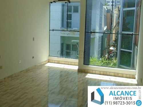 Imagem 1 de 5 de Sala Comercial Com 32 M² Na Calçada Flor De Lis, No Centro Comercial De Alphaville Em Barueri. - Sa00056 - 34838339