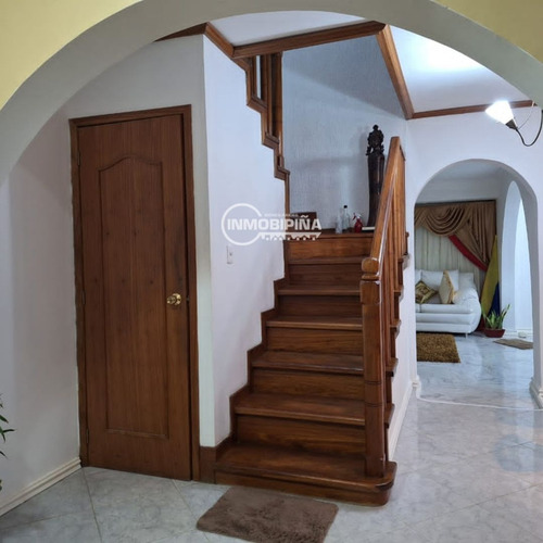 Inmobipiña Vende Townhouse En Resd Isla Dorada, Sector El Tiamo, Puerto Ordaz, Estado Bolivar, Lp