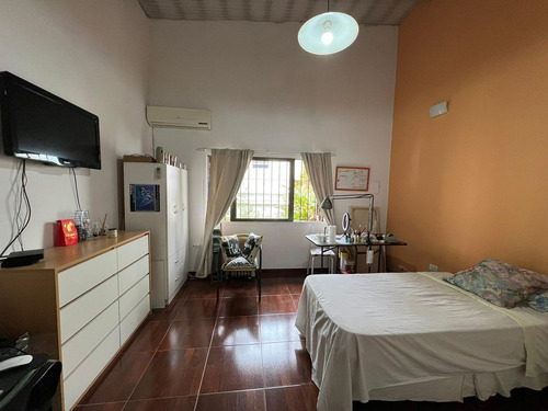 Venta Casa - Villa Lugano - 3 Dormitorios Con Cochera - Apto Credito