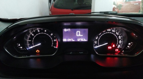 Peugeot 208 Allure Touchcreen 1.5l 5ptas Excelente Estado!!!