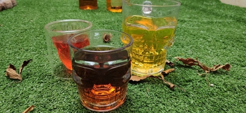 Imagem 3 de 8 de Kit Caneca De Chopp, Copo De Vidro E Copo Parede Dupla
