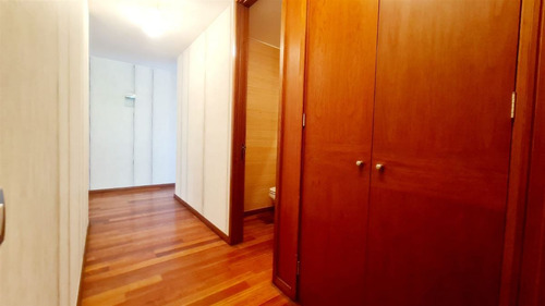 Departamento 4 Dormitorios En Arriendo En Vitacura