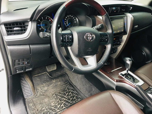 Toyota Hilux Sw4 Srx 4x4 Diesel 2019