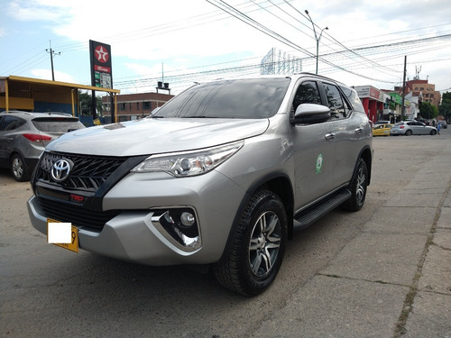Toyota Fortuner 2.4 Diésel 4x2 Automática Modelo 2020