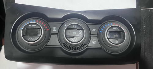 Mando Climatizador Mazda Bt50 2.2 3.2