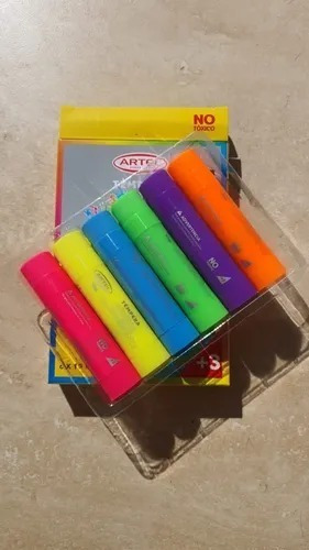 Imagen 2 de 3 de Tempera Sólidas Fluorecente Artel