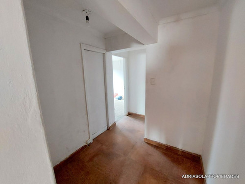 1500 M2 Terreno 125 Construido. Calle Antonio Varas.