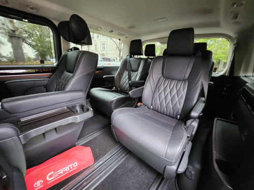 Toyota Hiace 2.8 Tdi 2023 6.000km